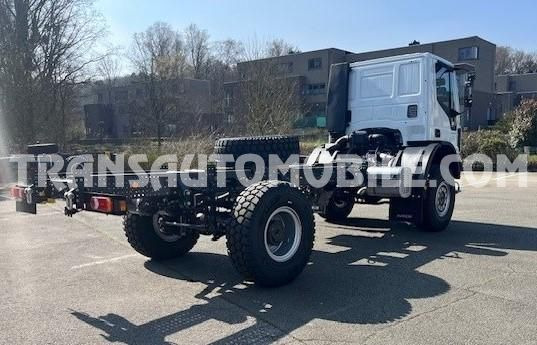 Iveco Eurocargo ML150E24WS 5.9L TURBO DIESEL 4x4 EURO3 CHASSIS CAB - EXPORT OUT EU - Châssis cabine: photos 2 Iveco Eurocargo ML150E24WS 5.9L TURBO DIESEL 4x4 EURO3 CHASSIS CAB - EXPORT OUT EU - Châssis cabine: photos 2