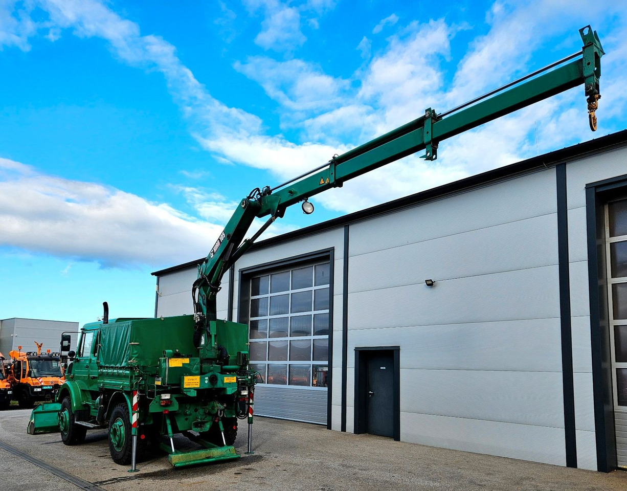 Unimog U2150 Doka HIAB 105 Kran Winde Frontlader - Camion, Camion grue: photos 3 Unimog U2150 Doka HIAB 105 Kran Winde Frontlader - Camion, Camion grue: photos 3
