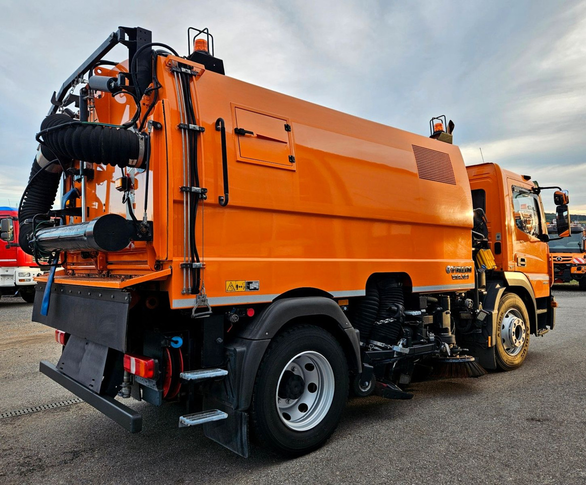 Mercedes-Benz Atego 1324 Euro6 FAUN Viajet 6 Aufbaumotor - Balayeuse de voirie: photos 3 Mercedes-Benz Atego 1324 Euro6 FAUN Viajet 6 Aufbaumotor - Balayeuse de voirie: photos 3