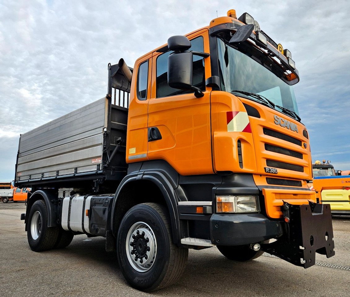 Scania R380 4x4 Winterdienst Euro4 - Camion benne: photos 1 Scania R380 4x4 Winterdienst Euro4 - Camion benne: photos 1