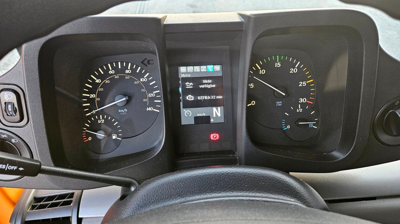 Camion benne Unimog U527 UGE Euro6 VarioPilot Hydrostat: photos 19 Camion benne Unimog U527 UGE Euro6 VarioPilot Hydrostat: photos 19