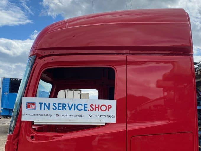 Cabina Actros MP4 - Cabine et intérieur: photos 1 Cabina Actros MP4 - Cabine et intérieur: photos 1