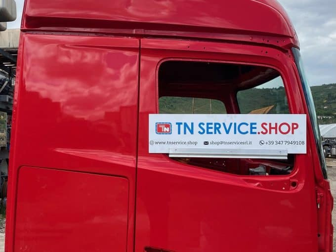 Cabina Actros MP4 - Cabine et intérieur: photos 4 Cabina Actros MP4 - Cabine et intérieur: photos 4