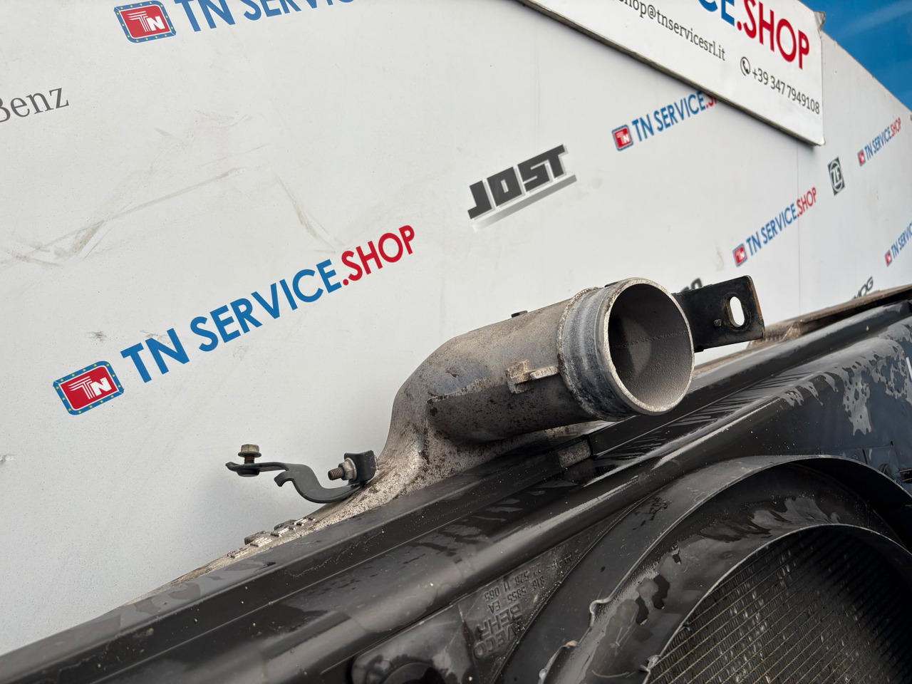 Radiatore aria condizionata Iveco - Condenseur pour Camion: photos 2 Radiatore aria condizionata Iveco - Condenseur pour Camion: photos 2
