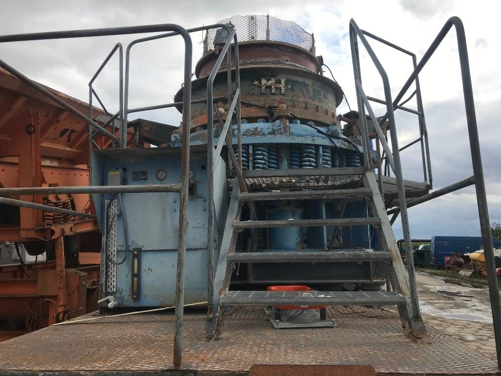 Morgardshammar Symons Cone crusher Kruszarka stożkowa - Concasseur à cône: photos 3 Morgardshammar Symons Cone crusher Kruszarka stożkowa - Concasseur à cône: photos 3