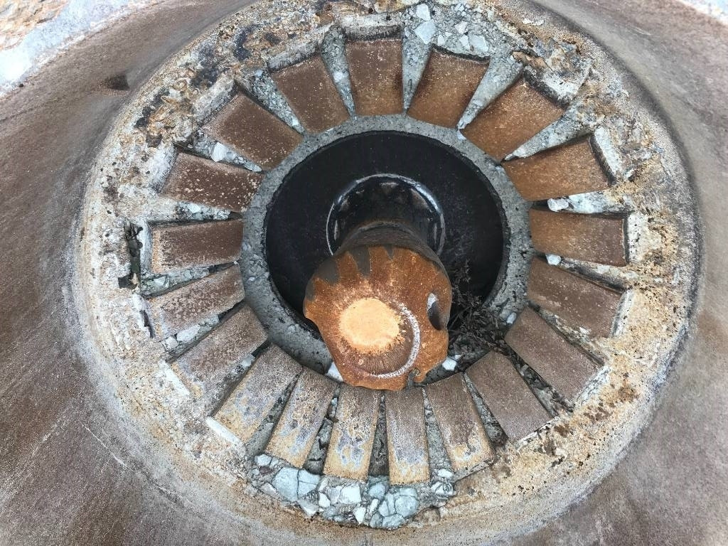 Morgardshammar Symons Cone crusher Kruszarka stożkowa - Concasseur à cône: photos 5 Morgardshammar Symons Cone crusher Kruszarka stożkowa - Concasseur à cône: photos 5