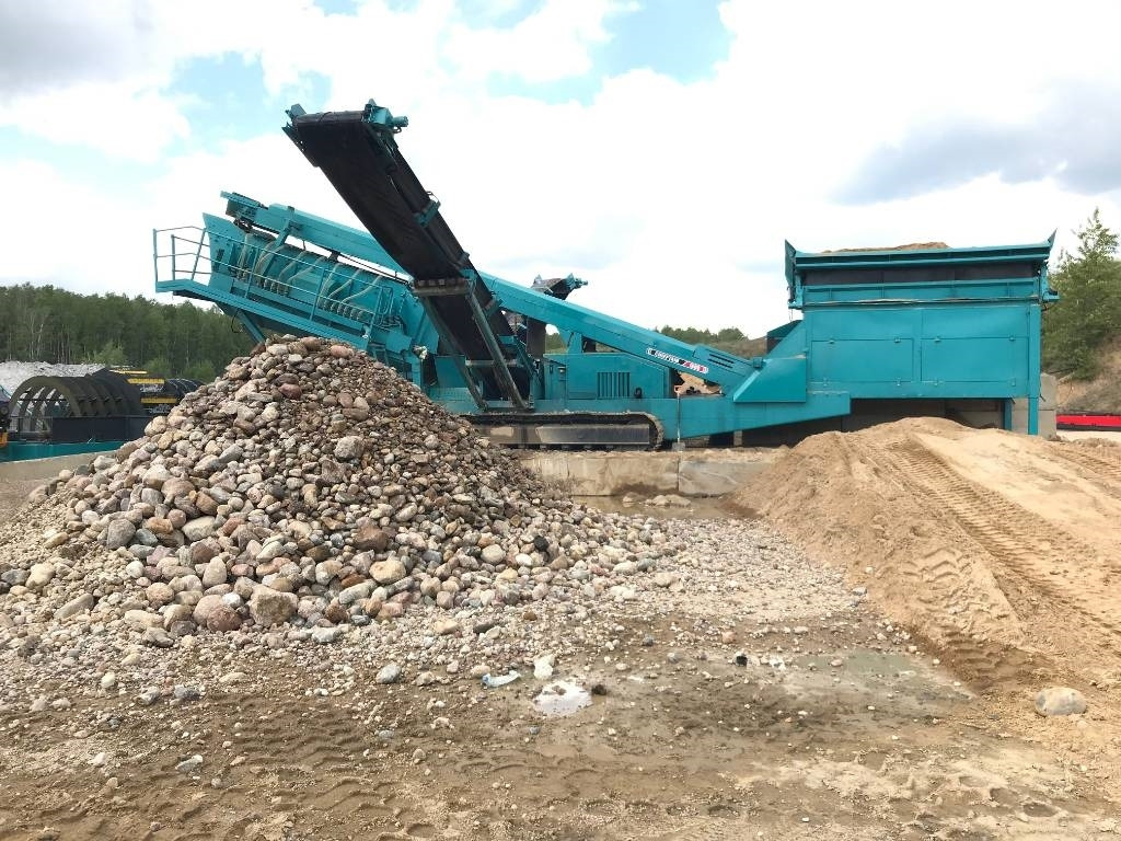 PowerScreen Chieftain 1800 - Crible: photos 1 PowerScreen Chieftain 1800 - Crible: photos 1