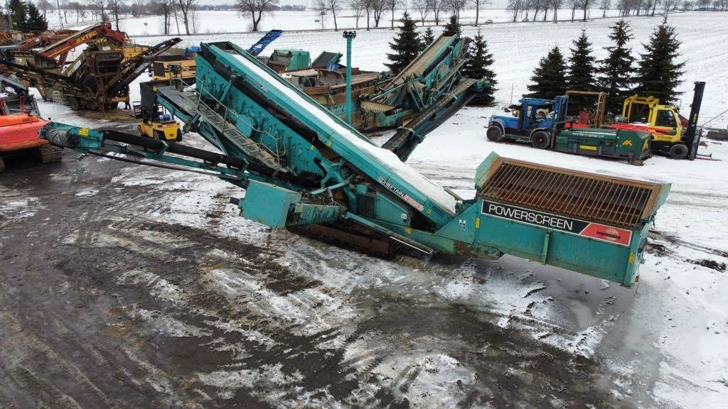 Crible PowerScreen Chieftain 2100 X: photos 16 Crible PowerScreen Chieftain 2100 X: photos 16