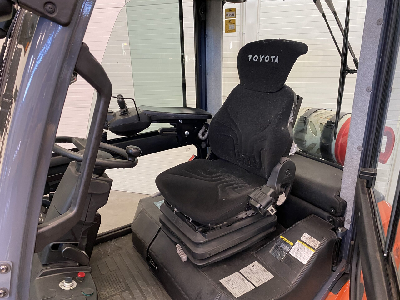 Toyota 06-8FG20F - Chariot élévateur à gaz: photos 5 Toyota 06-8FG20F - Chariot élévateur à gaz: photos 5