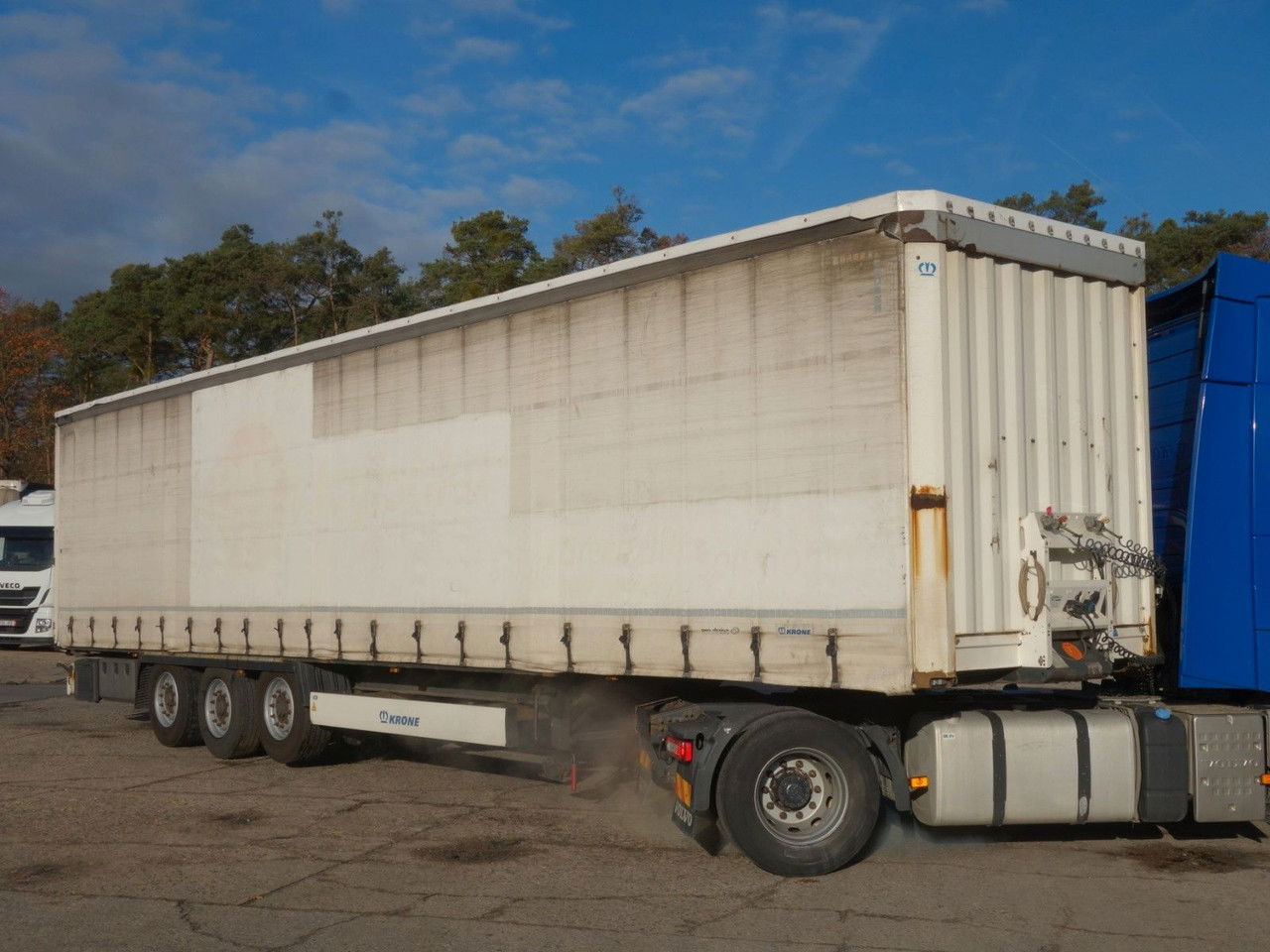 Krone SD, Standard, Liftachse - Semi-remorque rideaux coulissants: photos 2 Krone SD, Standard, Liftachse - Semi-remorque rideaux coulissants: photos 2