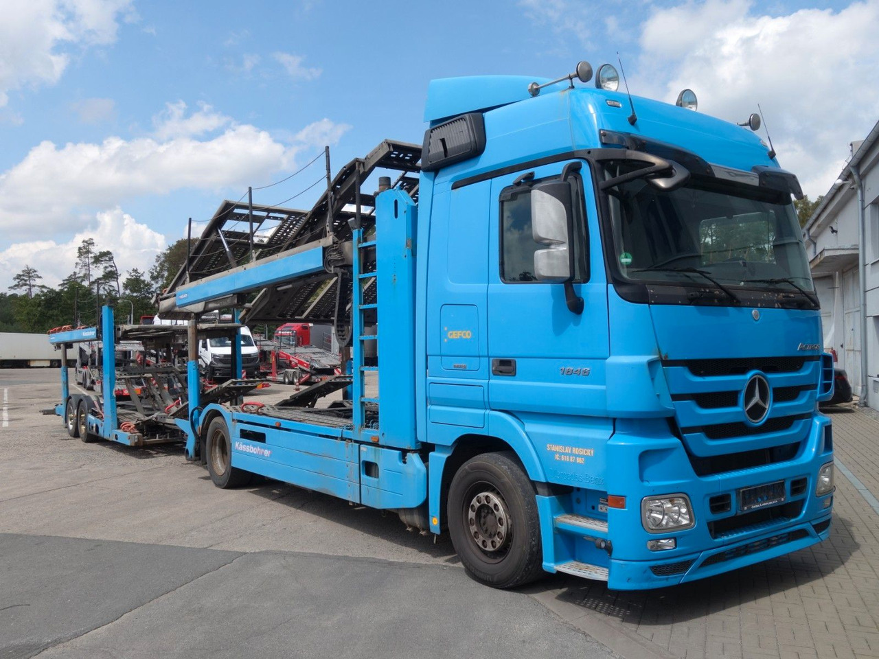 Mercedes-Benz Actros 1846 mit Kässbohrer Metago/Vario - Camion porte-voitures: photos 3 Mercedes-Benz Actros 1846 mit Kässbohrer Metago/Vario - Camion porte-voitures: photos 3