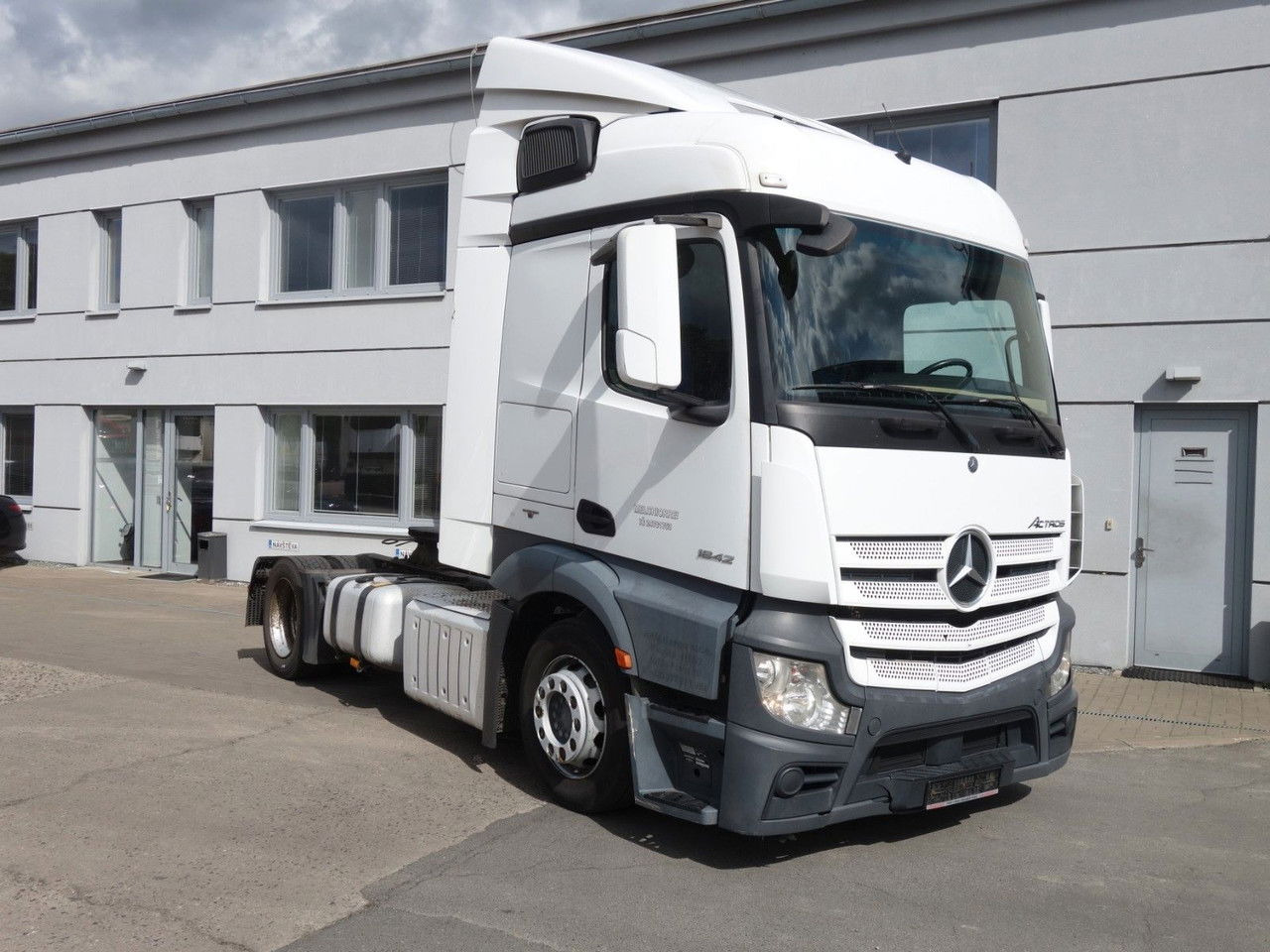 Mercedes-Benz Actros 1842 Lsnrl - Tracteur routier: photos 3 Mercedes-Benz Actros 1842 Lsnrl - Tracteur routier: photos 3