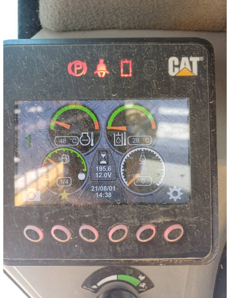 CAT 249D - Chargeuse compacte sur chenilles: photos 5 CAT 249D - Chargeuse compacte sur chenilles: photos 5