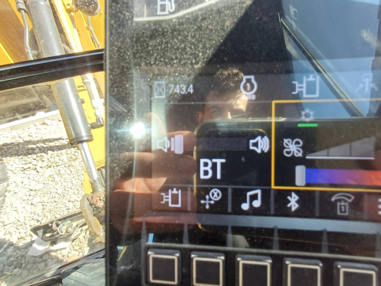 CAT 302-05CR - Pelle sur chenille: photos 5 CAT 302-05CR - Pelle sur chenille: photos 5