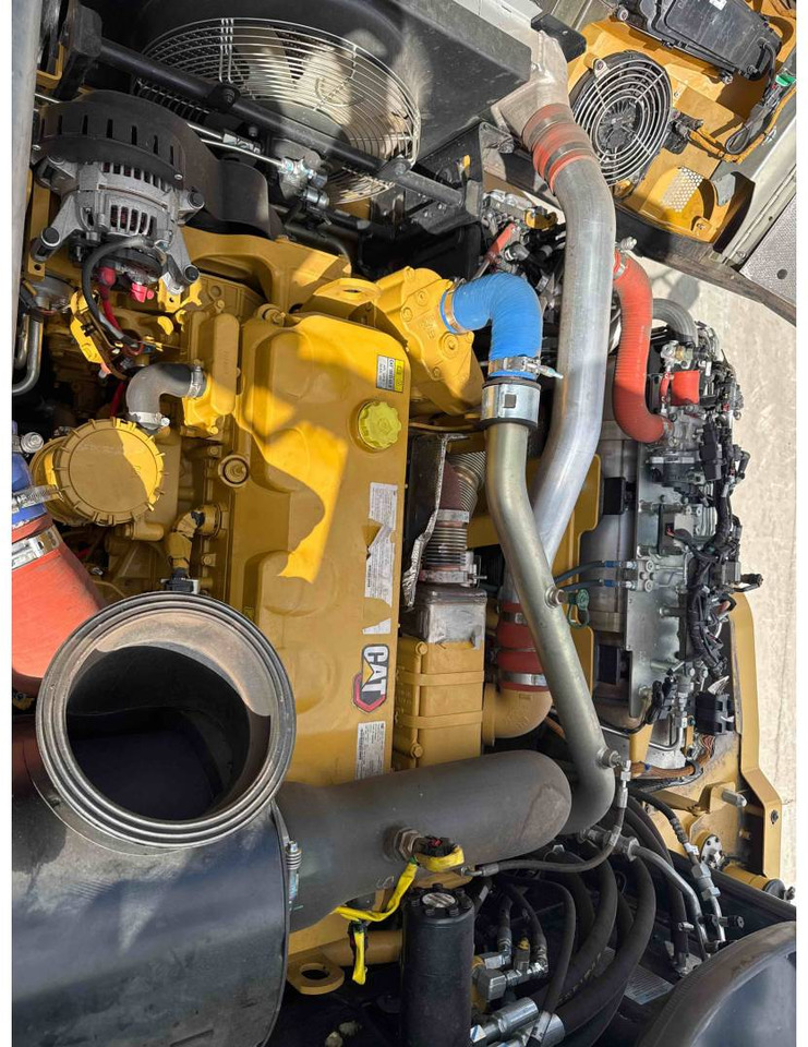 Tombereau articulé CAT 730: photos 8 Tombereau articulé CAT 730: photos 8