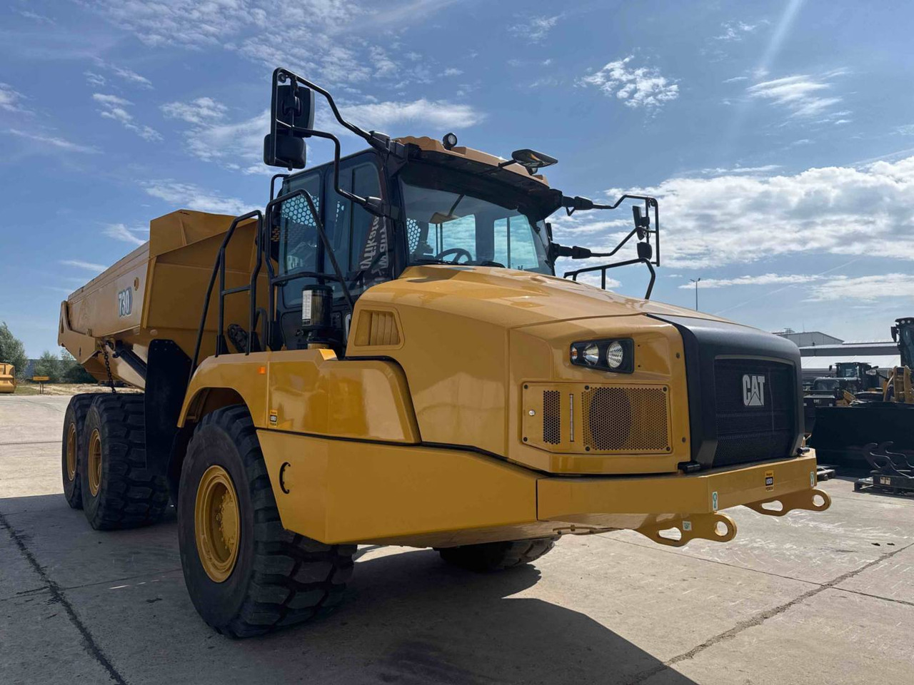 CAT 730 - Tombereau articulé: photos 2 CAT 730 - Tombereau articulé: photos 2
