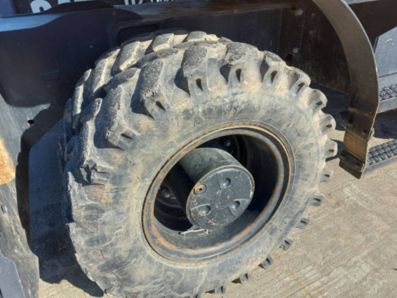 Pelle sur pneus CAT M315F: photos 11