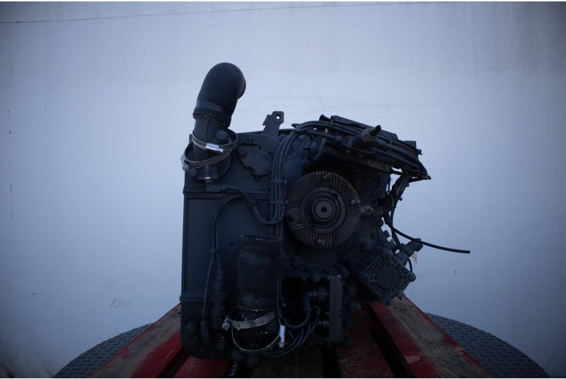 MAN 12+2GZ 2700DD+RETARDER 81.32004-6462 - Boîte de vitesse pour Camion: photos 4 MAN 12+2GZ 2700DD+RETARDER 81.32004-6462 - Boîte de vitesse pour Camion: photos 4