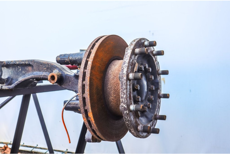 MAN VO-09-01 - Essieu avant pour Camion: photos 2 MAN VO-09-01 - Essieu avant pour Camion: photos 2