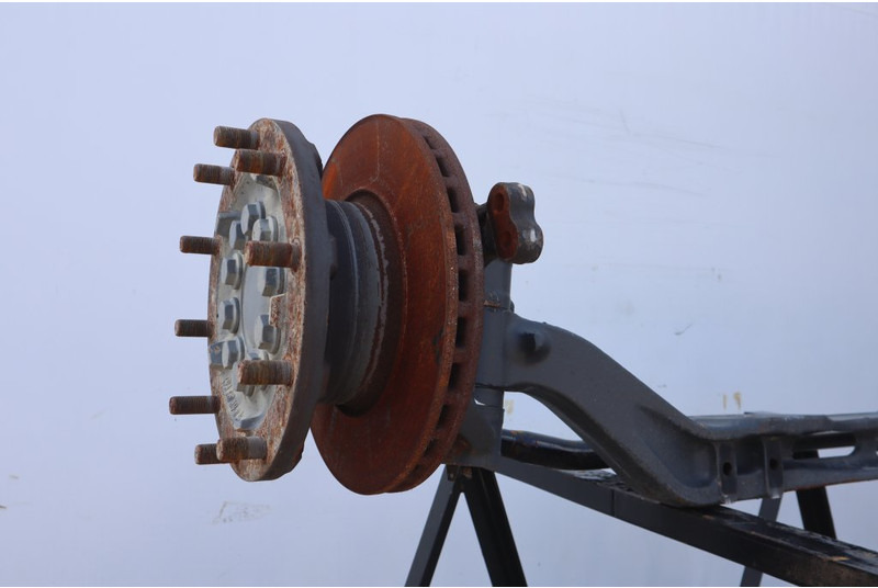 Mercedes-Benz F-8A/C22.5 - Essieu avant pour Camion: photos 2 Mercedes-Benz F-8A/C22.5 - Essieu avant pour Camion: photos 2