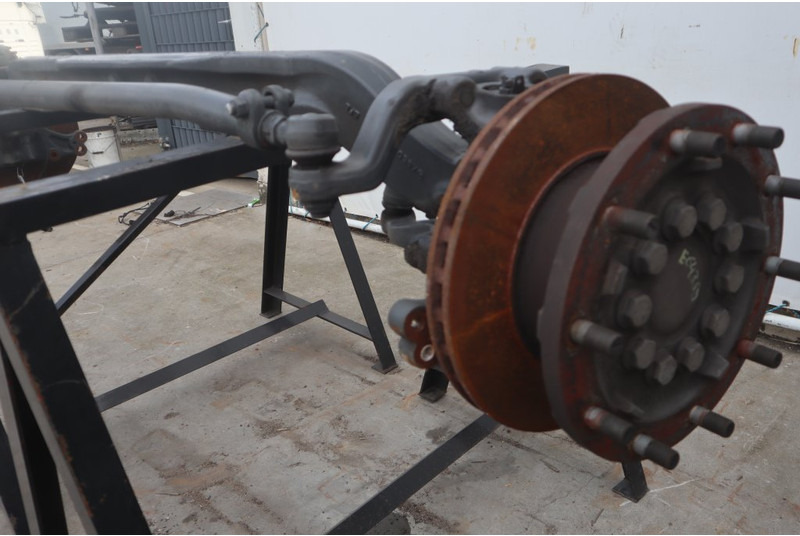 Mercedes-Benz F-8A/C22.5 - Essieu avant pour Camion: photos 3 Mercedes-Benz F-8A/C22.5 - Essieu avant pour Camion: photos 3