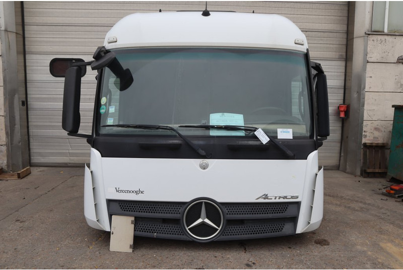 Mercedes-Benz L-STREAMSPACE 2.3MM 170 TUNNEL - Cabine et intérieur pour Camion: photos 1 Mercedes-Benz L-STREAMSPACE 2.3MM 170 TUNNEL - Cabine et intérieur pour Camion: photos 1