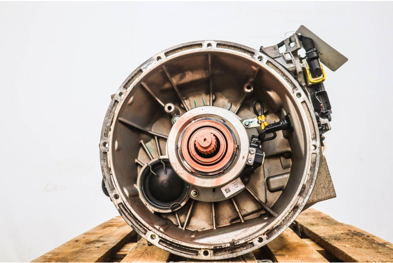 ZF 12TX2210DD - Boîte de vitesse pour Camion: photos 2 ZF 12TX2210DD - Boîte de vitesse pour Camion: photos 2