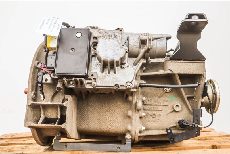 ZF 12TX2210DD - Boîte de vitesse pour Camion: photos 1 ZF 12TX2210DD - Boîte de vitesse pour Camion: photos 1