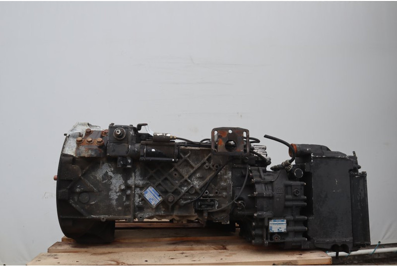 ZF 16S151OD+INT F2000 - Boîte de vitesse pour Camion: photos 1 ZF 16S151OD+INT F2000 - Boîte de vitesse pour Camion: photos 1