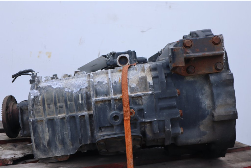 ZF S6-36 - Boîte de vitesse pour Camion: photos 3 ZF S6-36 - Boîte de vitesse pour Camion: photos 3