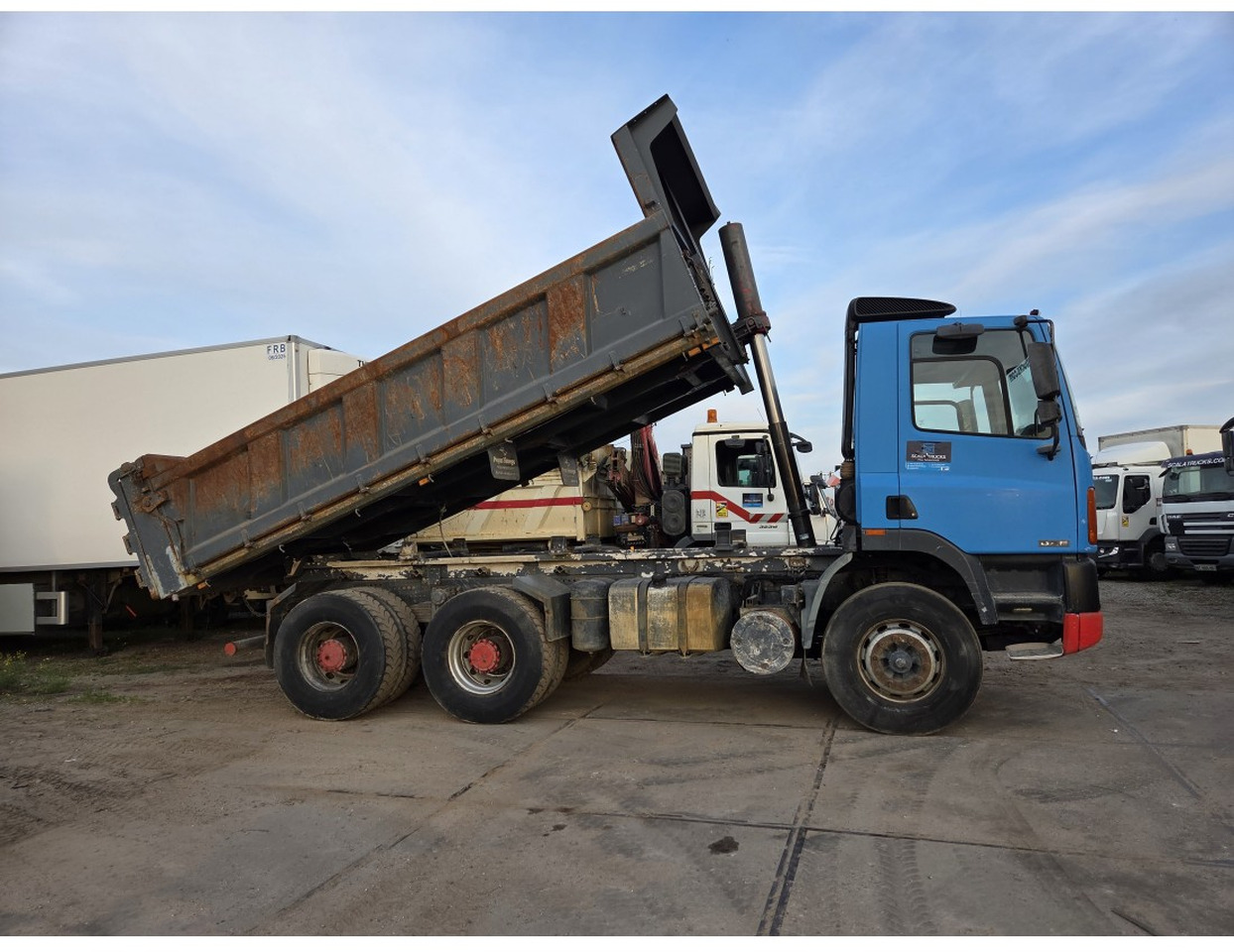 DAF 85 400 ATI 6x4 Tipper - Camion benne: photos 4 DAF 85 400 ATI 6x4 Tipper - Camion benne: photos 4