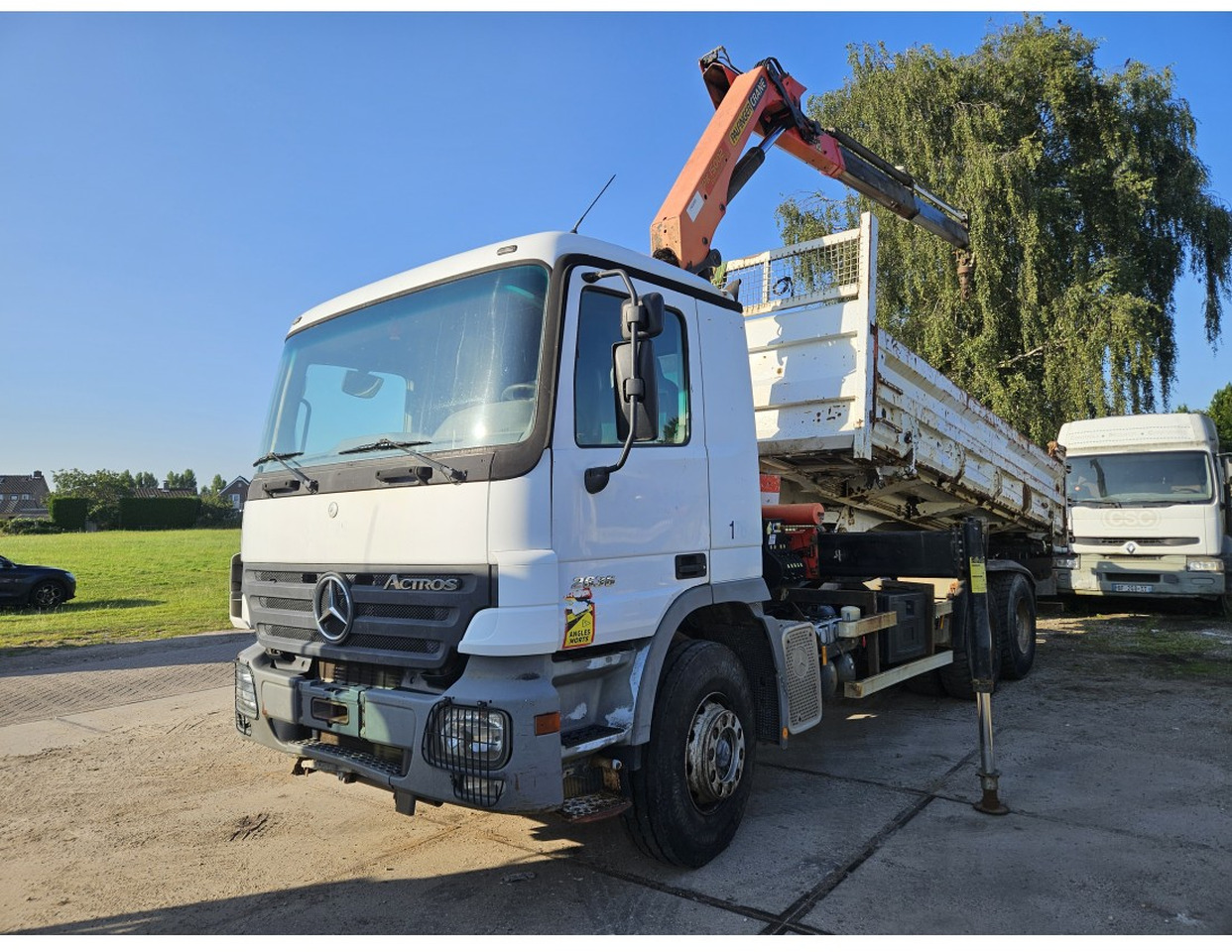 MERCEDES ACTROS 2636 6X4 TIPPER CRANE 15002 EPS - Camion benne, Camion grue: photos 1 MERCEDES ACTROS 2636 6X4 TIPPER CRANE 15002 EPS - Camion benne, Camion grue: photos 1