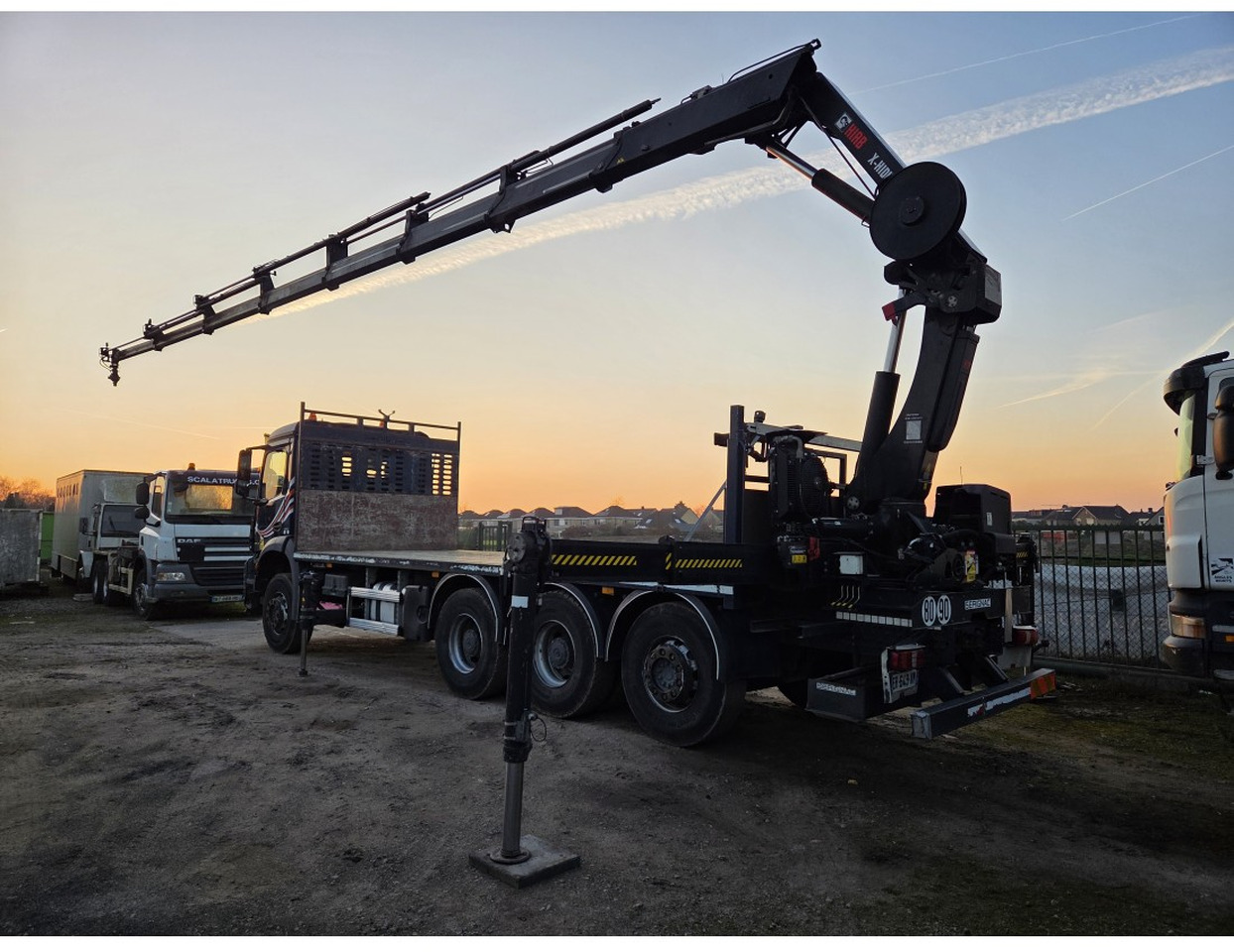 Mercedes Arocs 3240 8x4 Open Truck Crane HIAB X-HIDUO 258 E-7 7 extensions - Camion plateau, Camion grue: photos 5 Mercedes Arocs 3240 8x4 Open Truck Crane HIAB X-HIDUO 258 E-7 7 extensions - Camion plateau, Camion grue: photos 5