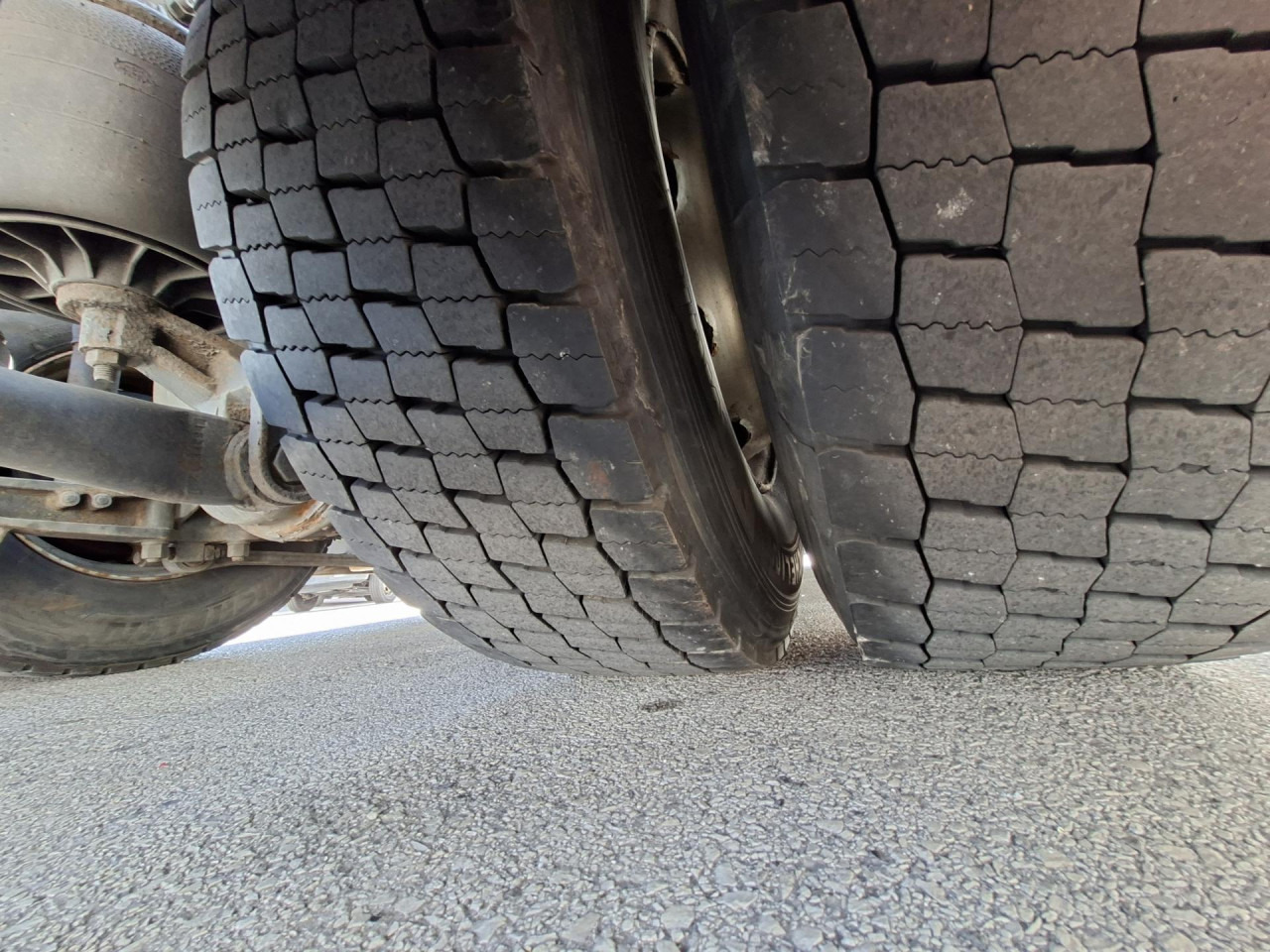 Tracteur routier IVECO Stralis AS440S46T/P: photos 6