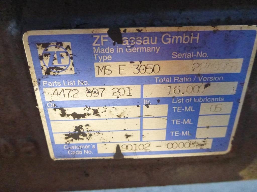 GM Doosan DX140W - Essieu et pièces pour Engins de chantier: photos 3 GM Doosan DX140W - Essieu et pièces pour Engins de chantier: photos 3