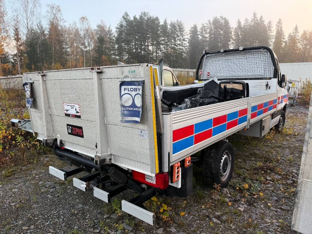 Komplett Flak, bakgavelhiss & verktygslådor - Frame/ Châssis pour Camion: photos 1 Komplett Flak, bakgavelhiss & verktygslådor - Frame/ Châssis pour Camion: photos 1