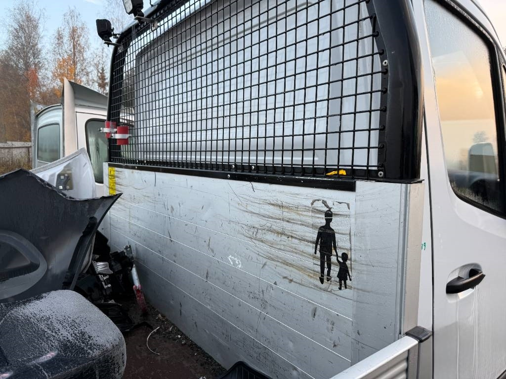 Komplett Flak, bakgavelhiss & verktygslådor - Frame/ Châssis pour Camion: photos 3 Komplett Flak, bakgavelhiss & verktygslådor - Frame/ Châssis pour Camion: photos 3