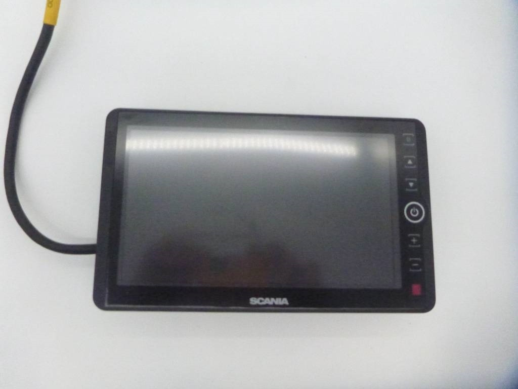 LCD display Mercedes Benz Actros - Système électrique pour Camion: photos 1 LCD display Mercedes Benz Actros - Système électrique pour Camion: photos 1