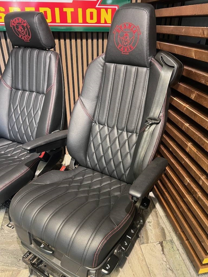 Scania Nextgen stolar - Cabine pour Camion: photos 3 Scania Nextgen stolar - Cabine pour Camion: photos 3