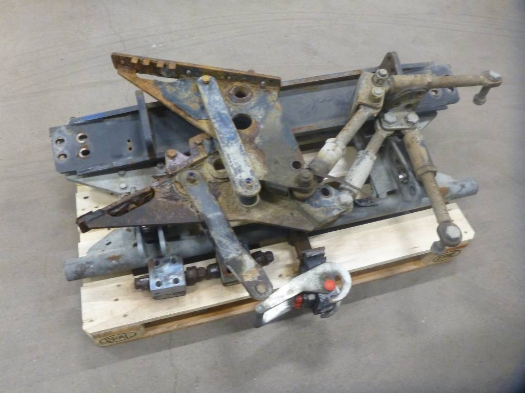 Scania R 520 Mählers plogfäste, R42929-3 - Frame/ Châssis pour Camion: photos 1 Scania R 520 Mählers plogfäste, R42929-3 - Frame/ Châssis pour Camion: photos 1