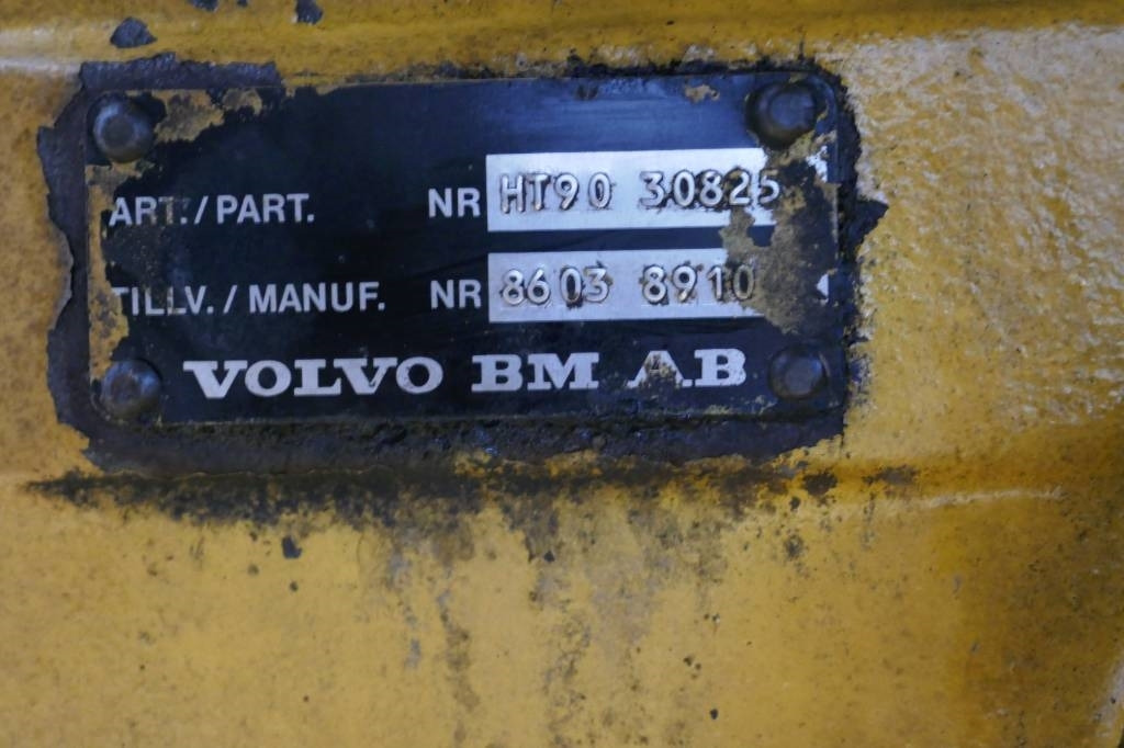 Volvo BM L 50 - Boîte de vitesse pour Engins de chantier: photos 5 Volvo BM L 50 - Boîte de vitesse pour Engins de chantier: photos 5