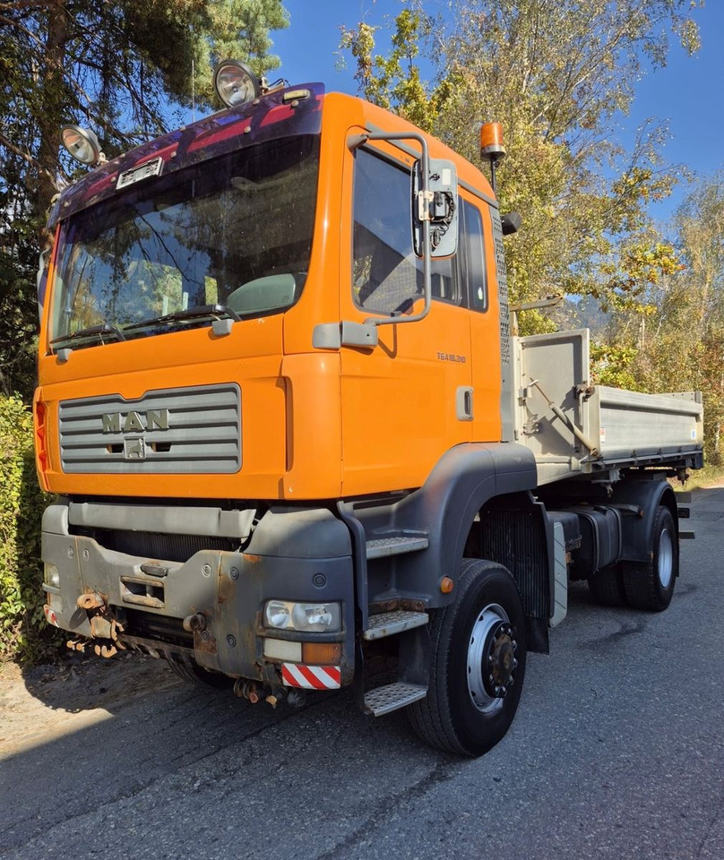 MAN 18.313 FAK 4x4, E3, ohne Kran - Camion benne: photos 1 MAN 18.313 FAK 4x4, E3, ohne Kran - Camion benne: photos 1