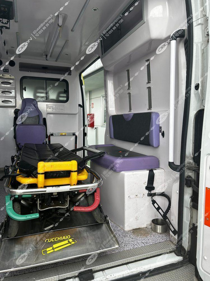 ORION FIAT 290 DUCATO - Ambulance: photos 2 ORION FIAT 290 DUCATO - Ambulance: photos 2