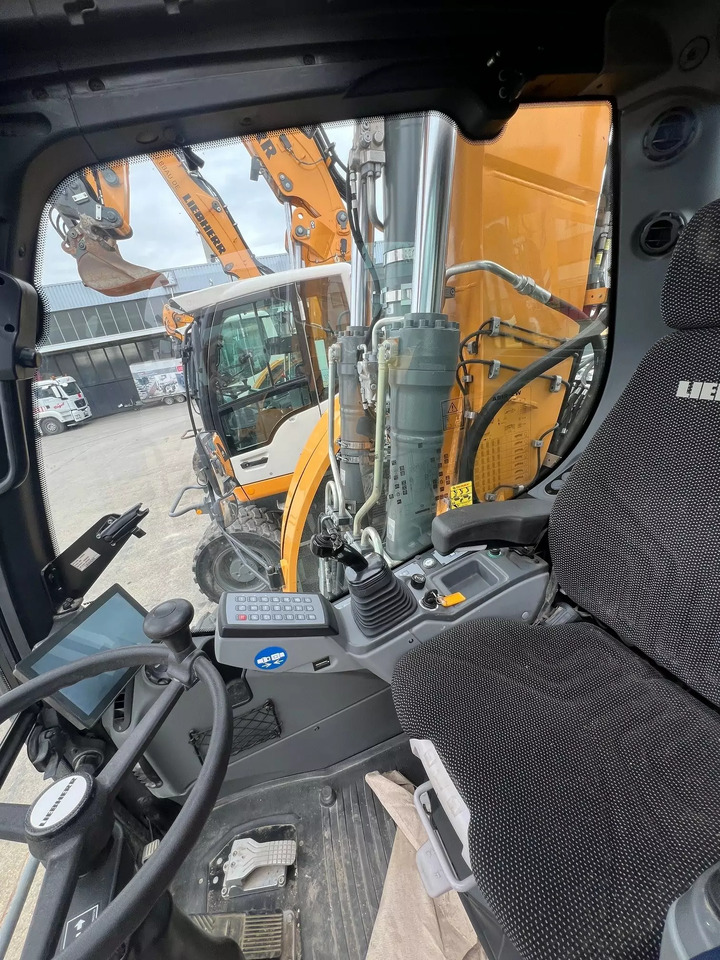 2022 Liebherr A 918 Litronic G6.0-D - Pelle sur pneus: photos 5 2022 Liebherr A 918 Litronic G6.0-D - Pelle sur pneus: photos 5