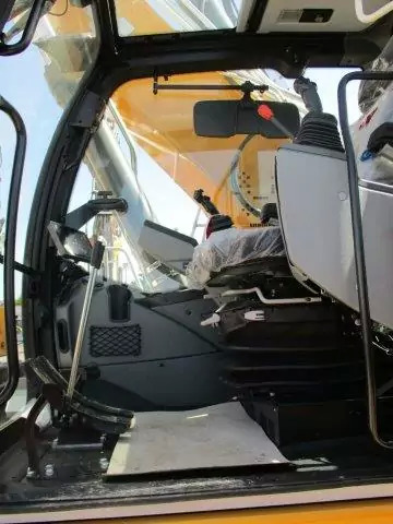 2023 Liebherr R 926 Litronic G8.0-D - Pelle sur chenille: photos 5 2023 Liebherr R 926 Litronic G8.0-D - Pelle sur chenille: photos 5