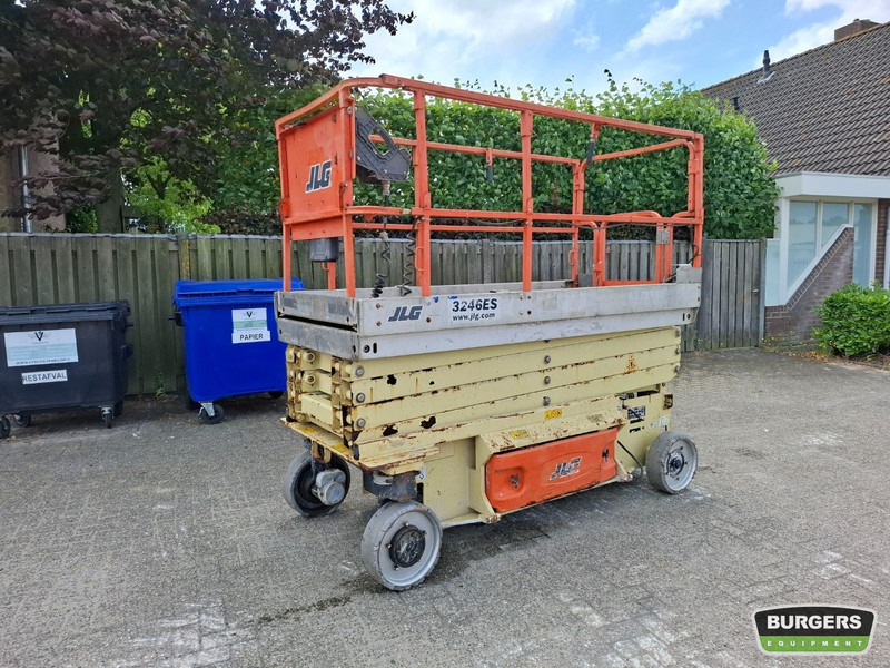 JLG 3246ES - Nacelle ciseaux: photos 1 JLG 3246ES - Nacelle ciseaux: photos 1