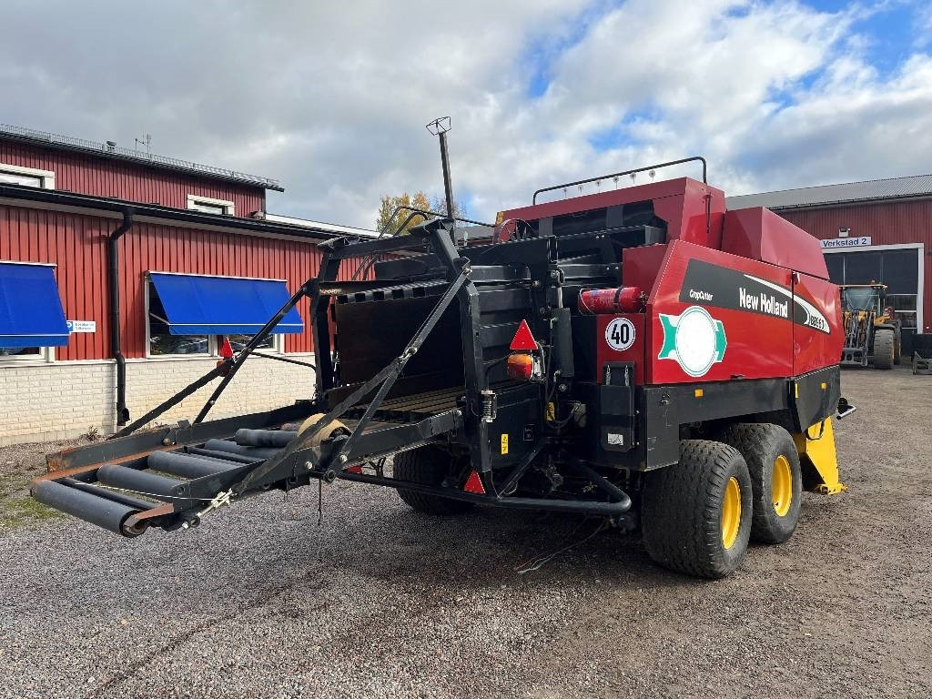 New Holland BB 960 A Dismantled: only spare parts - Presse à balles cubiques: photos 5 New Holland BB 960 A Dismantled: only spare parts - Presse à balles cubiques: photos 5