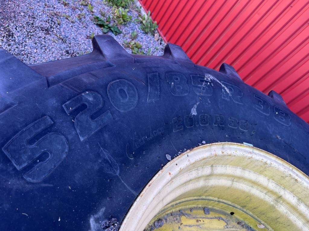 Trelleborg 520/85R38 till John Deere 7920 mfl - Pneu pour Machine agricole: photos 3 Trelleborg 520/85R38 till John Deere 7920 mfl - Pneu pour Machine agricole: photos 3