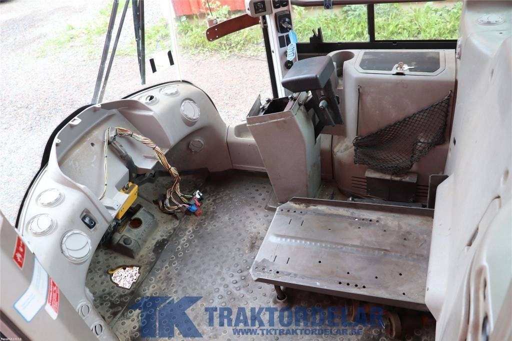 Volvo L 180 F - Cabine pour Engins de chantier: photos 5 Volvo L 180 F - Cabine pour Engins de chantier: photos 5