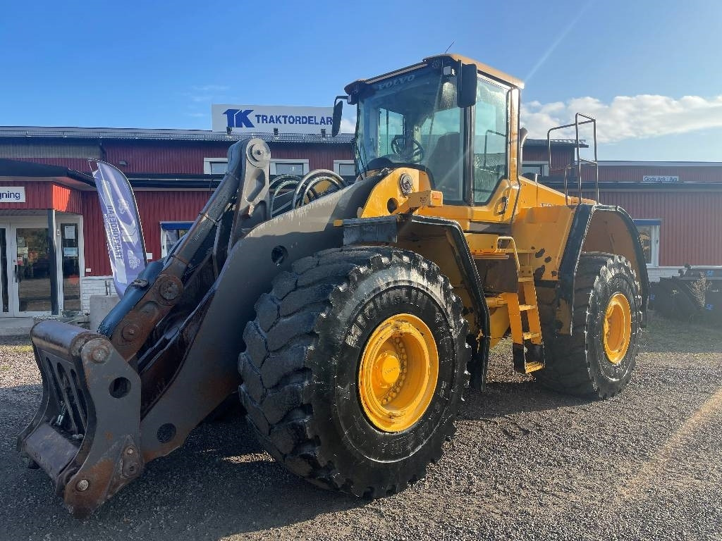 Volvo L 220 F Dismantled: only spare parts - Chargeuse sur pneus: photos 4 Volvo L 220 F Dismantled: only spare parts - Chargeuse sur pneus: photos 4
